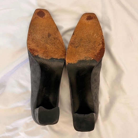 Stuart Weitzman Marymid Grey Suede 90s Mom Style Pump Heel Size 9 - Picture 9 of 14